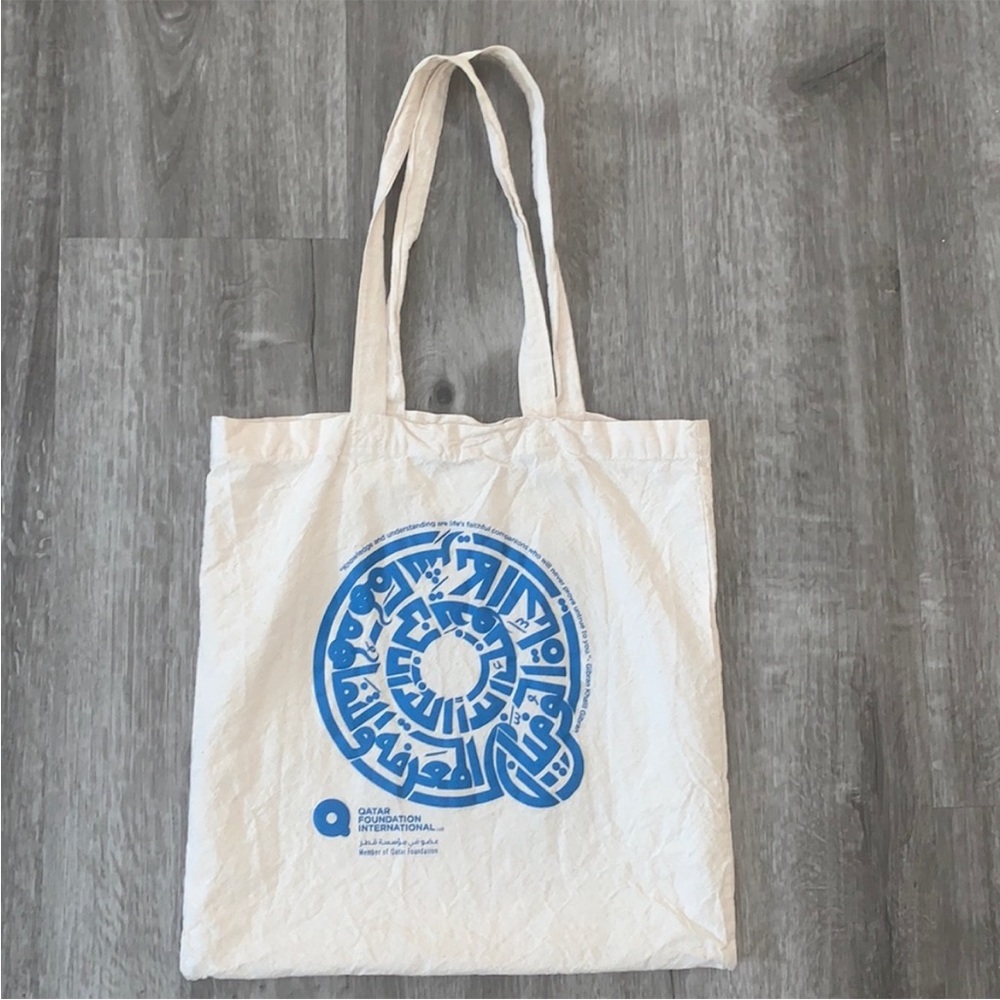 Canvas tote